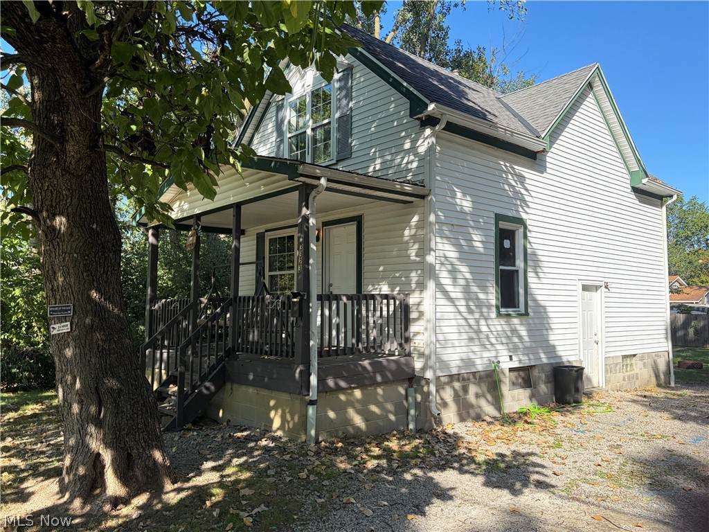 3323 Dallas Avenue - Photo 1