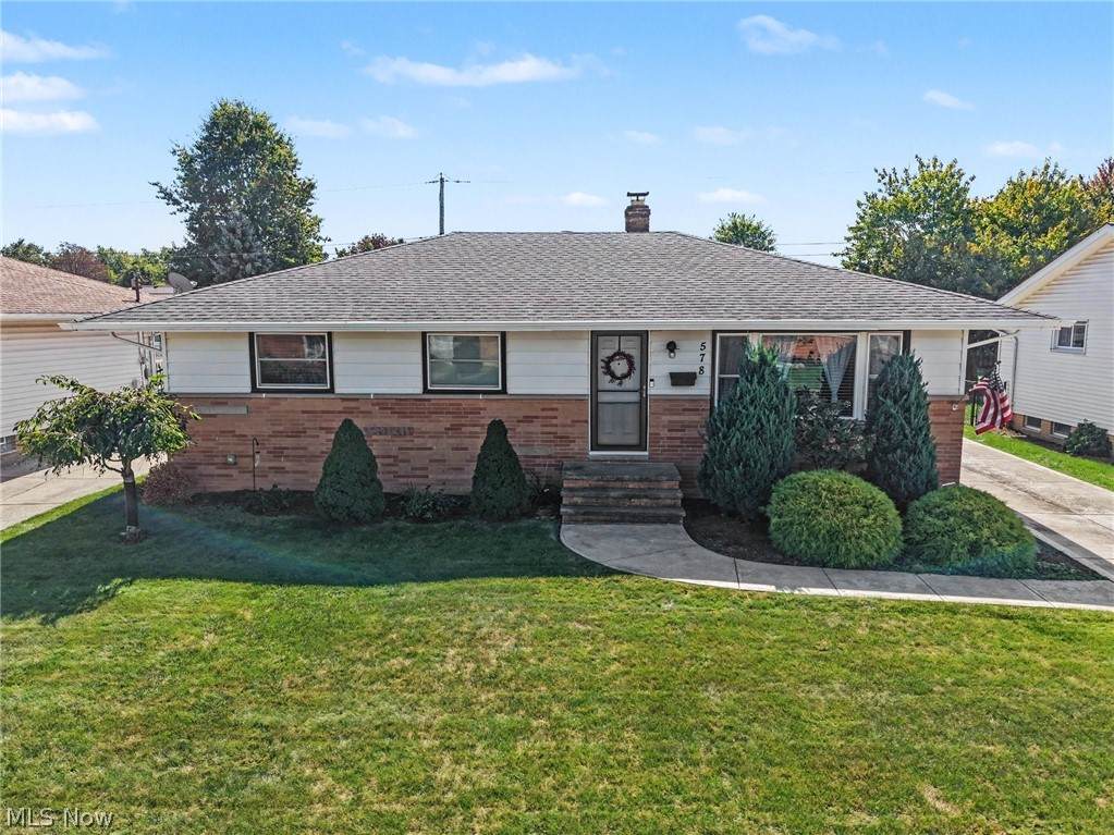 578 Hillsdale Avenue - Photo 1