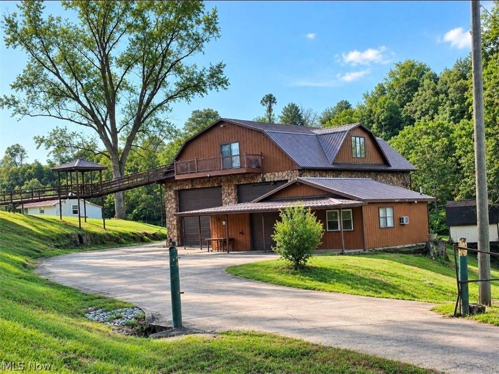 42 Orchard Lane - Photo 1