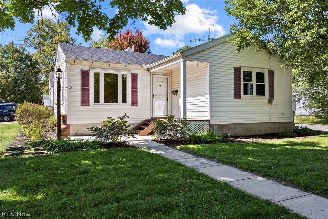 436 Courtland Street - Photo 1