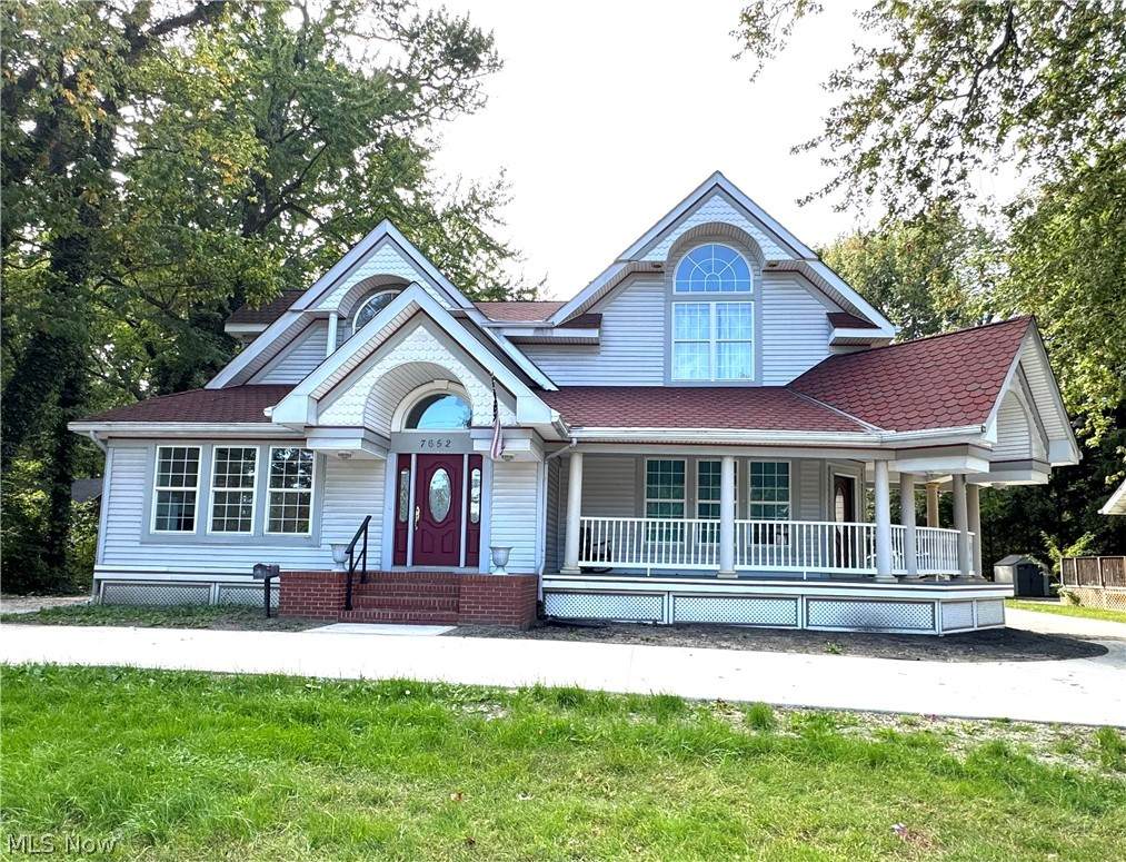 7652 Center Street - Photo 1