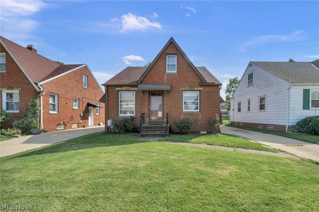 6311 Laverne Avenue - Photo 1