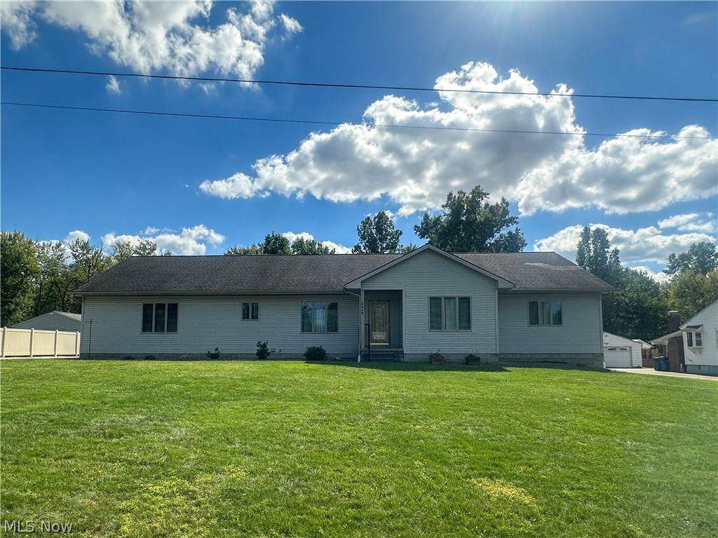419 Secrist Lane - Photo 1
