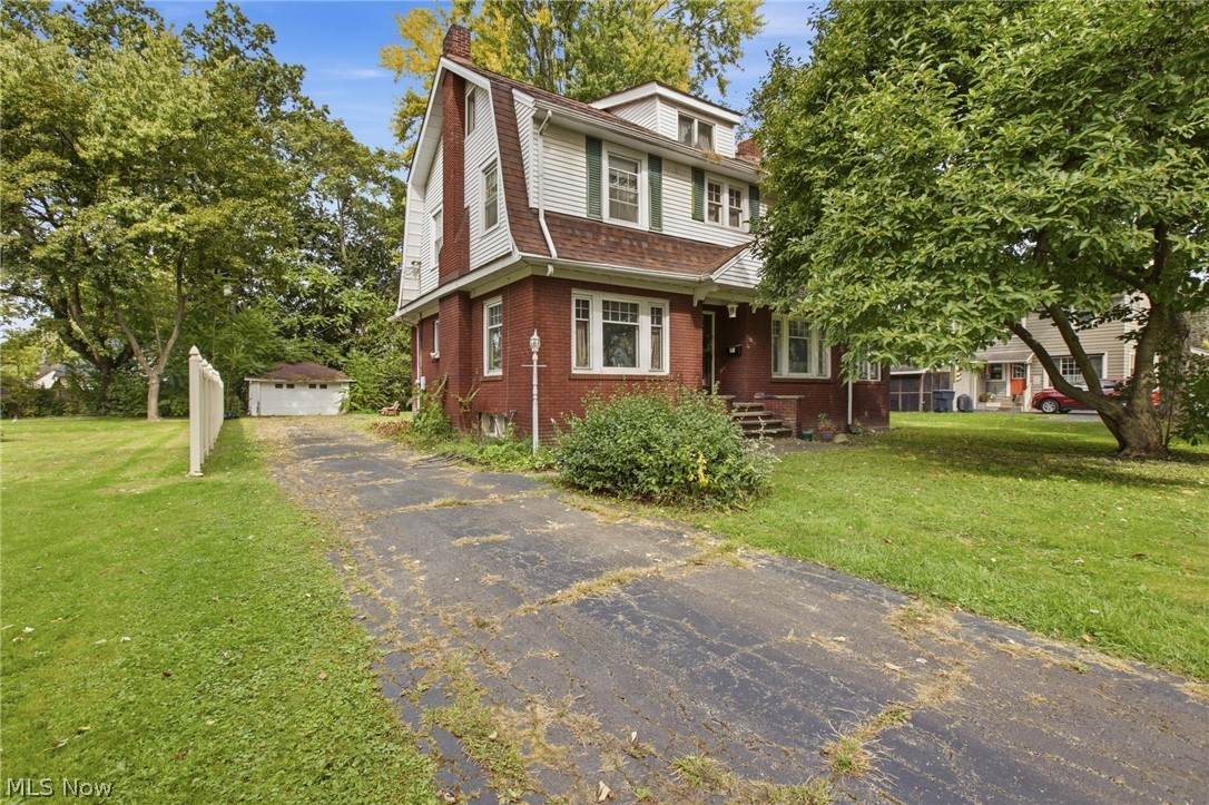 1334 Beechcrest Street - Photo 1