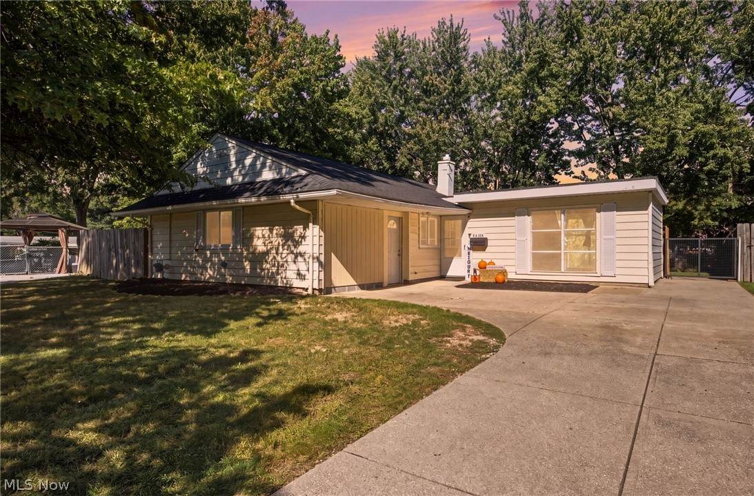 6410 Newland Drive - Photo 1