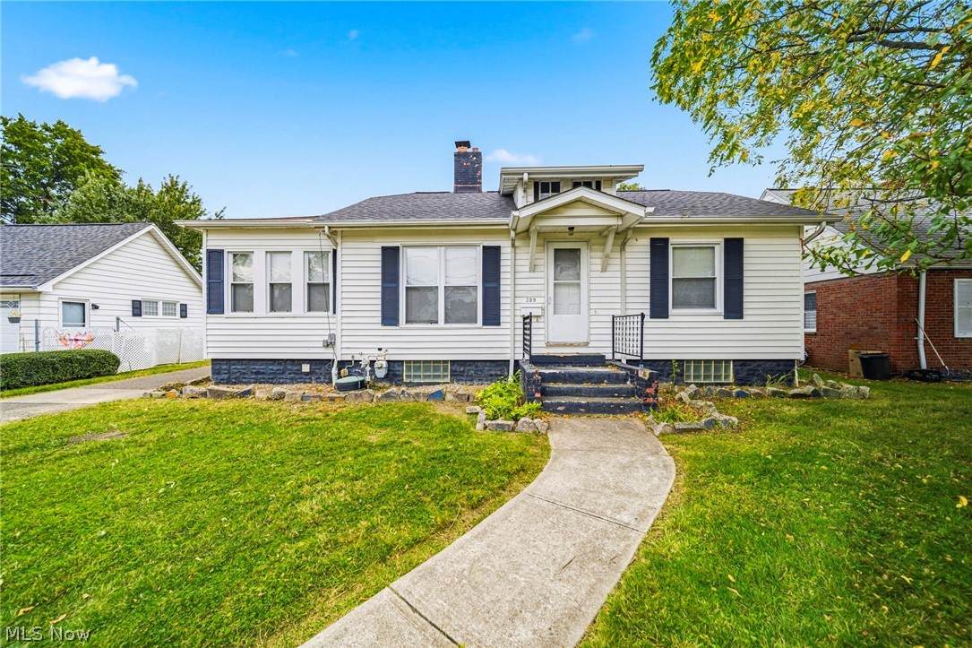 259 324th Street - Photo 1