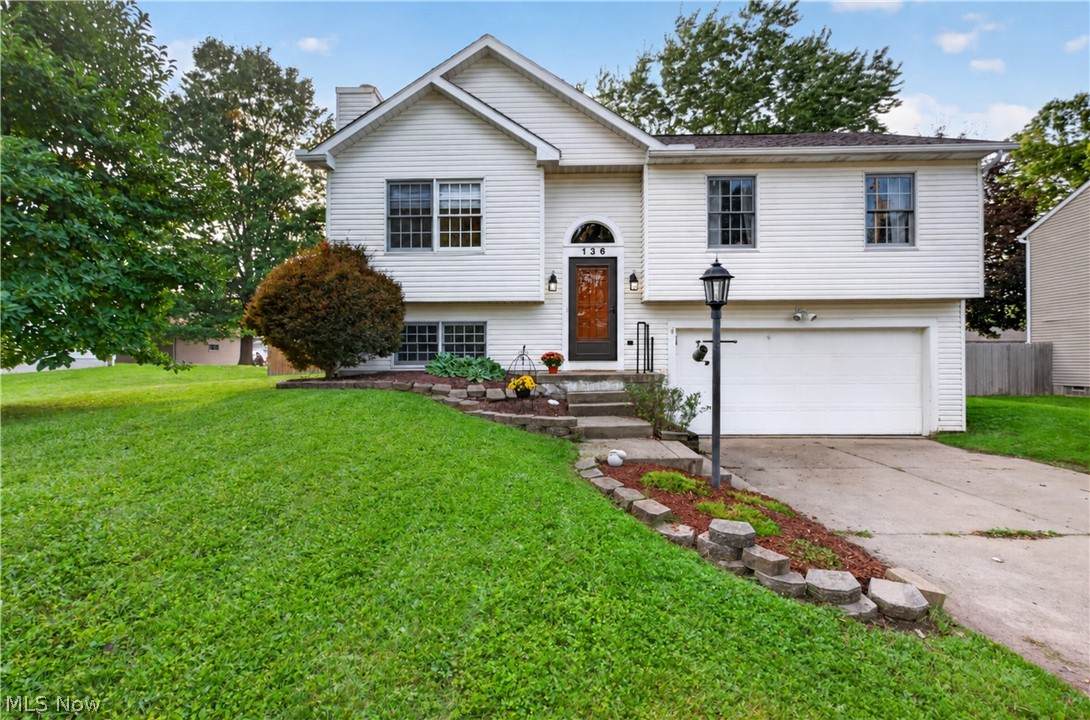 136 Joel Drive - Photo 1