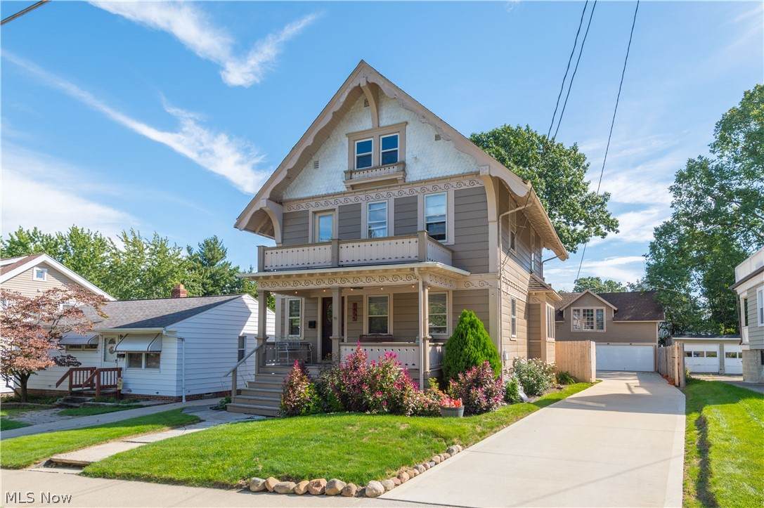 1465 Lakewood Avenue - Photo 1