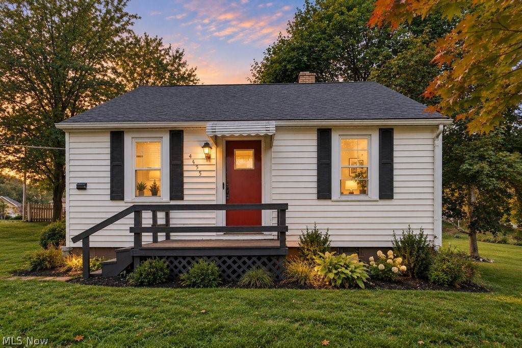 4695 Grapeland Avenue - Photo 1