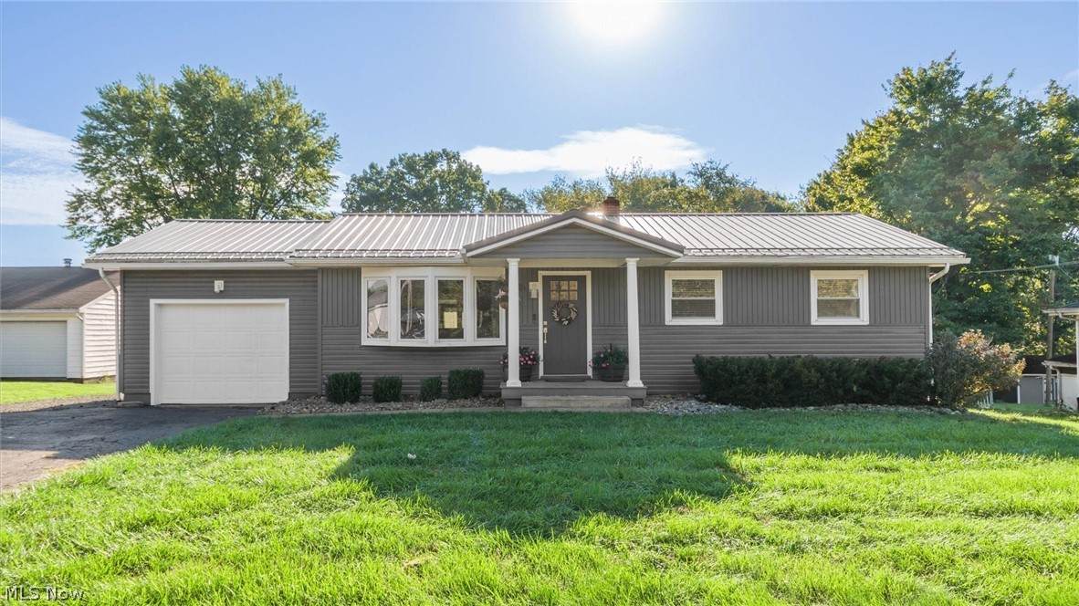 7410 Adamsville Road - Photo 1