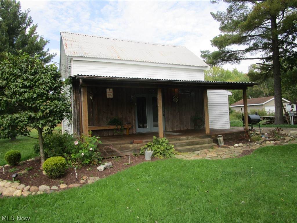 2605 Water Street - Photo 1