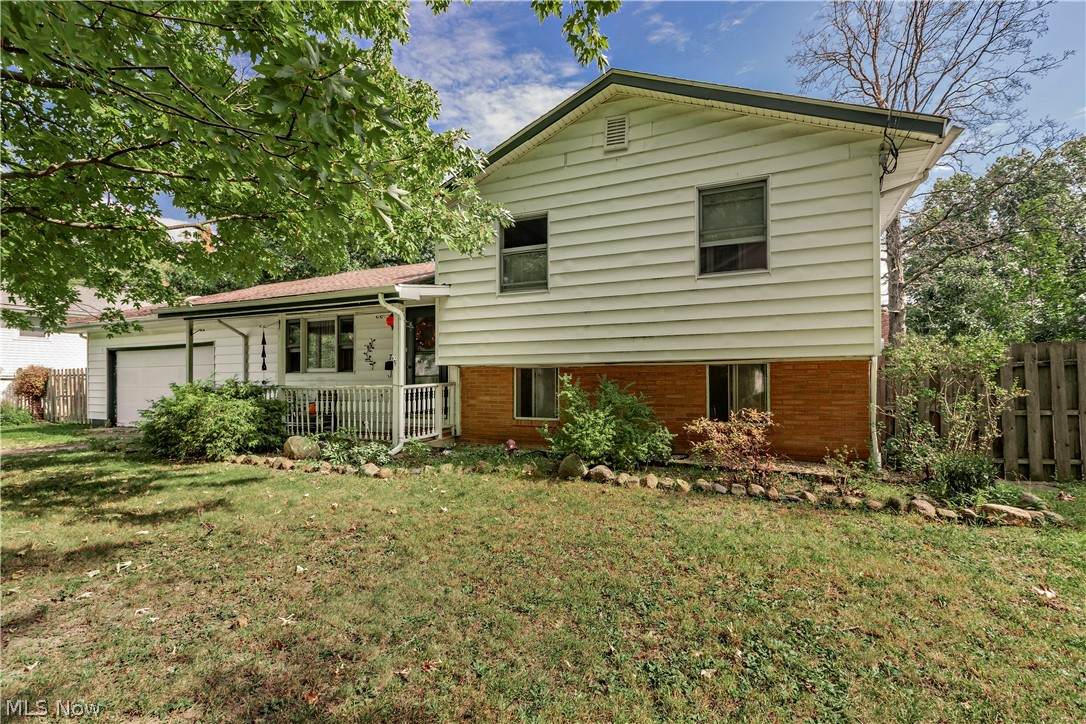721 345th Street - Photo 1