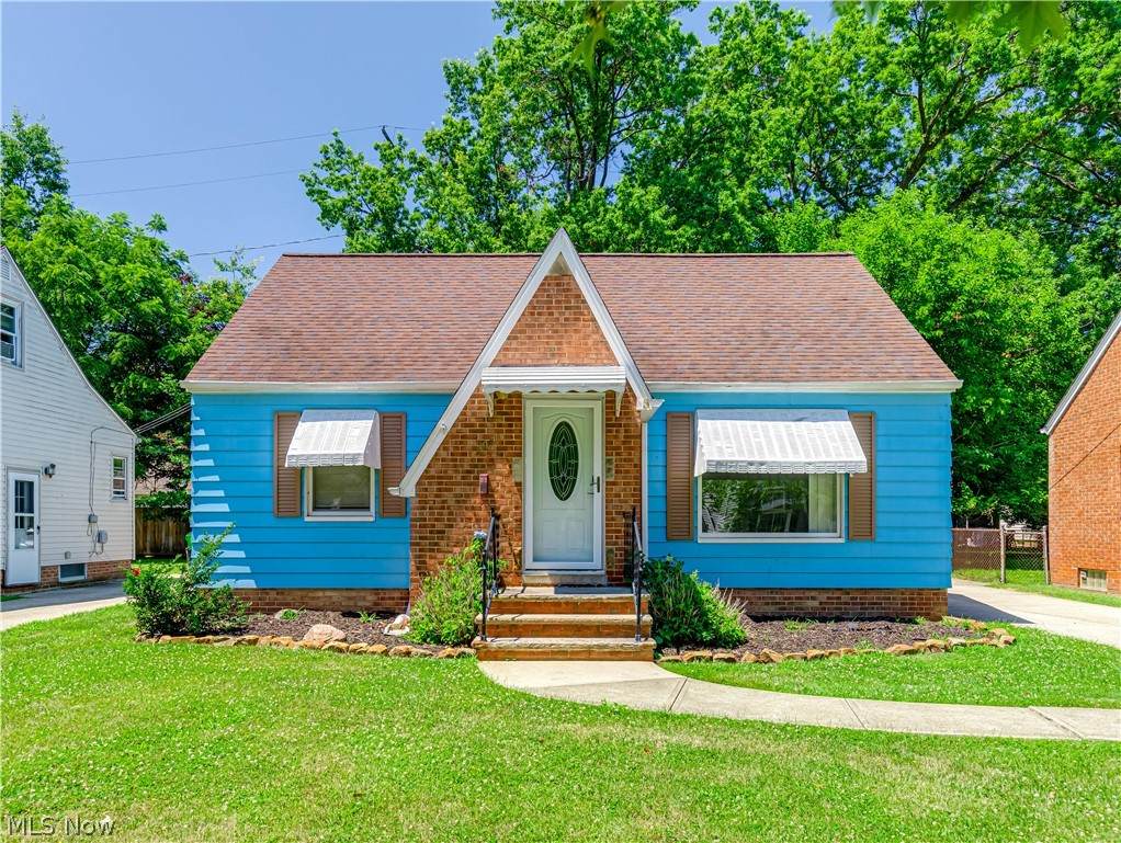 294 264th Street - Photo 1