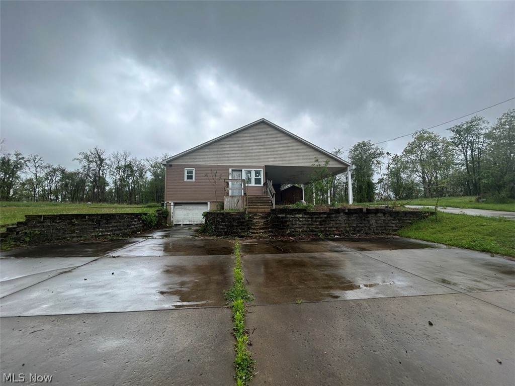 49761 York Road - Photo 1