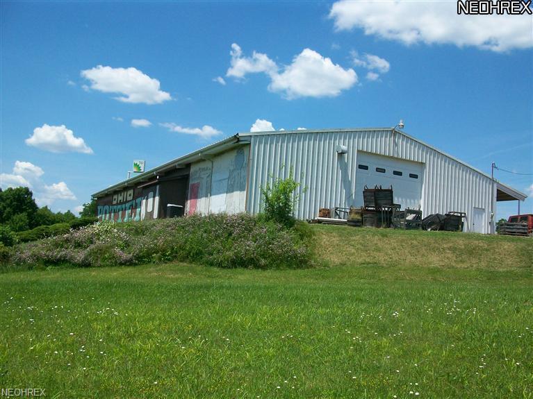 8540 East Pike - Photo 1