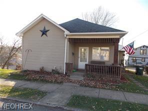 412 12th St - Photo 1