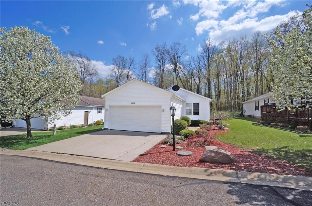 8876 Falcon Dr - Photo 1