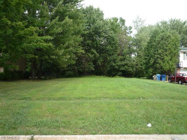 621 Trailwood Dr - Photo 1