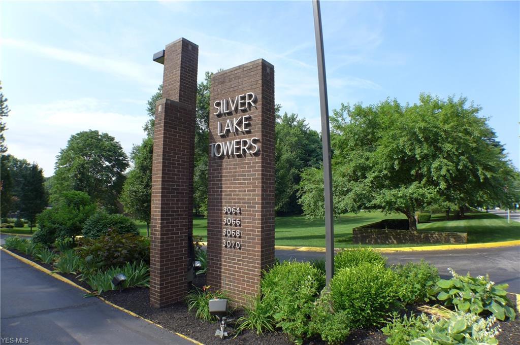 3066 Kent Rd - Photo 1