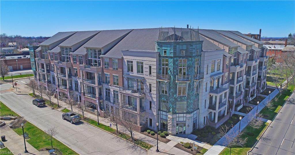 16800 Van Aken Boulevard - Photo 1