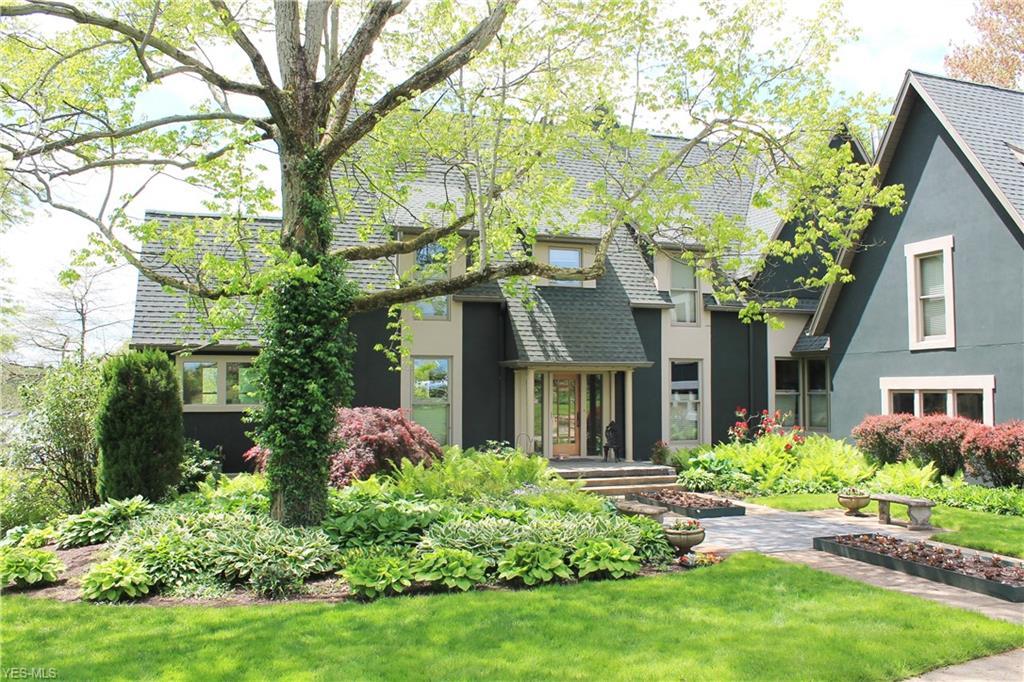 104 East Drive - Photo 1