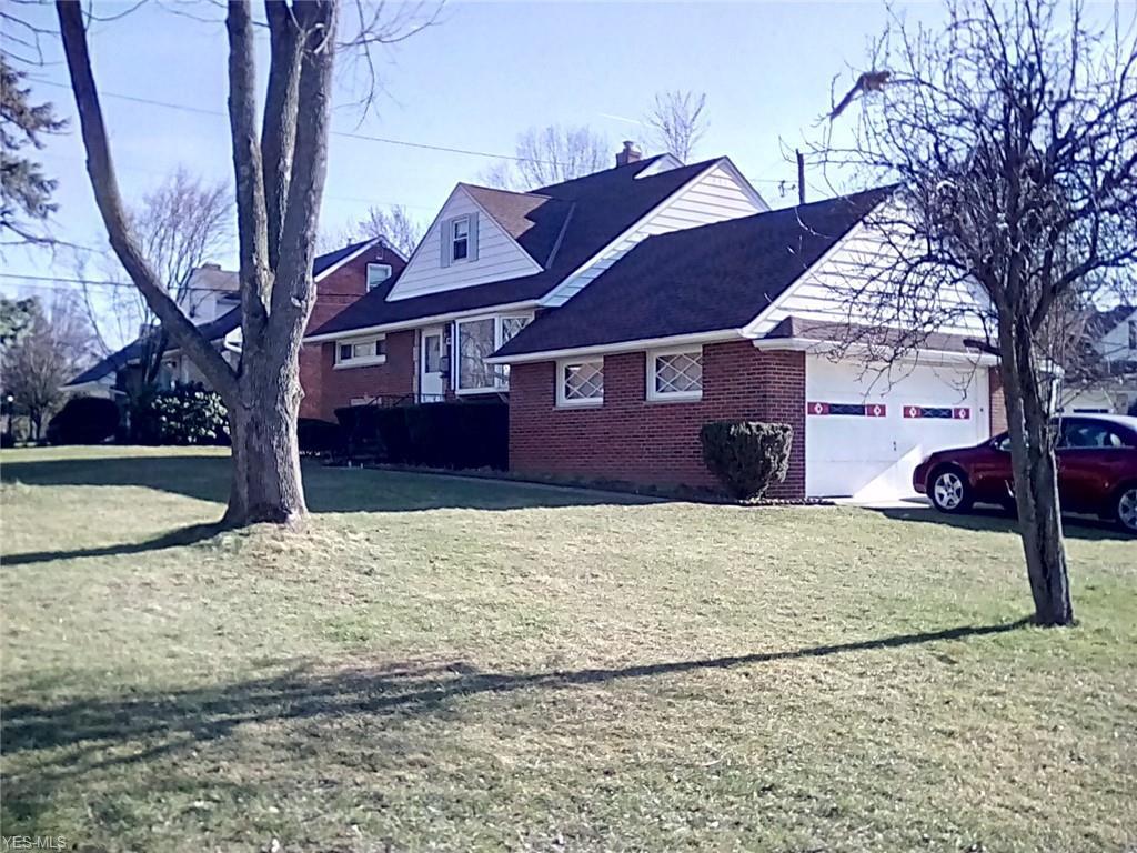 1872 Skyline Drive - Photo 1