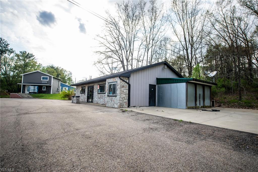 58901 Marietta Road - Photo 1