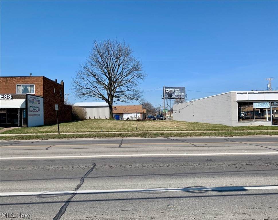Colorado Avenue - Photo 1