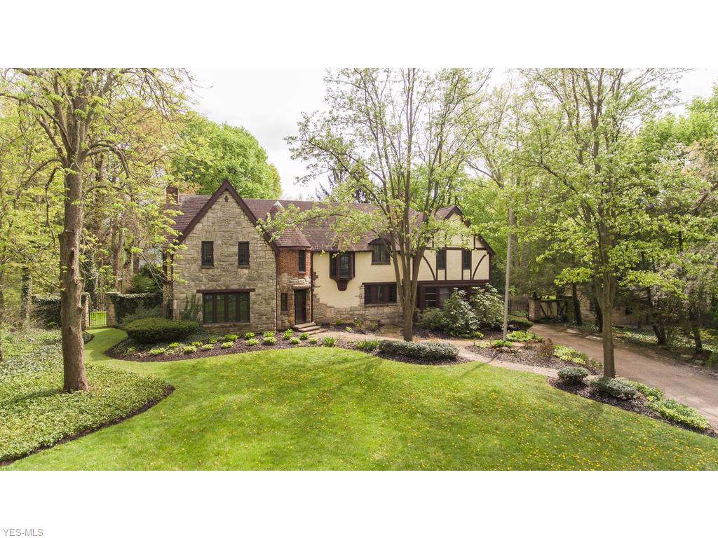 2338 Ridgewood Road - Photo 1