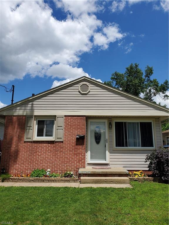 943 Stanwood Avenue - Photo 1