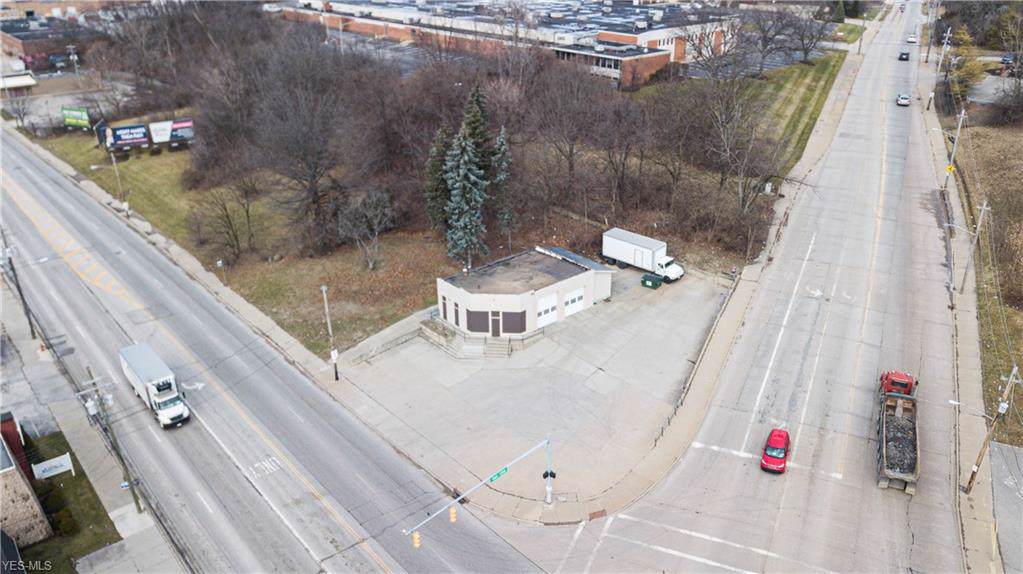 13003 Broadway Avenue - Photo 1