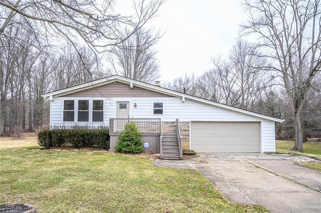3201 Ridgewood Road - Photo 1