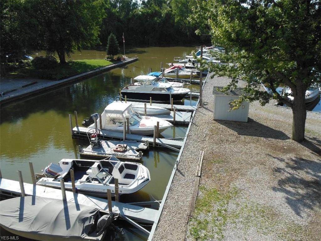960 Riverside - Photo 1