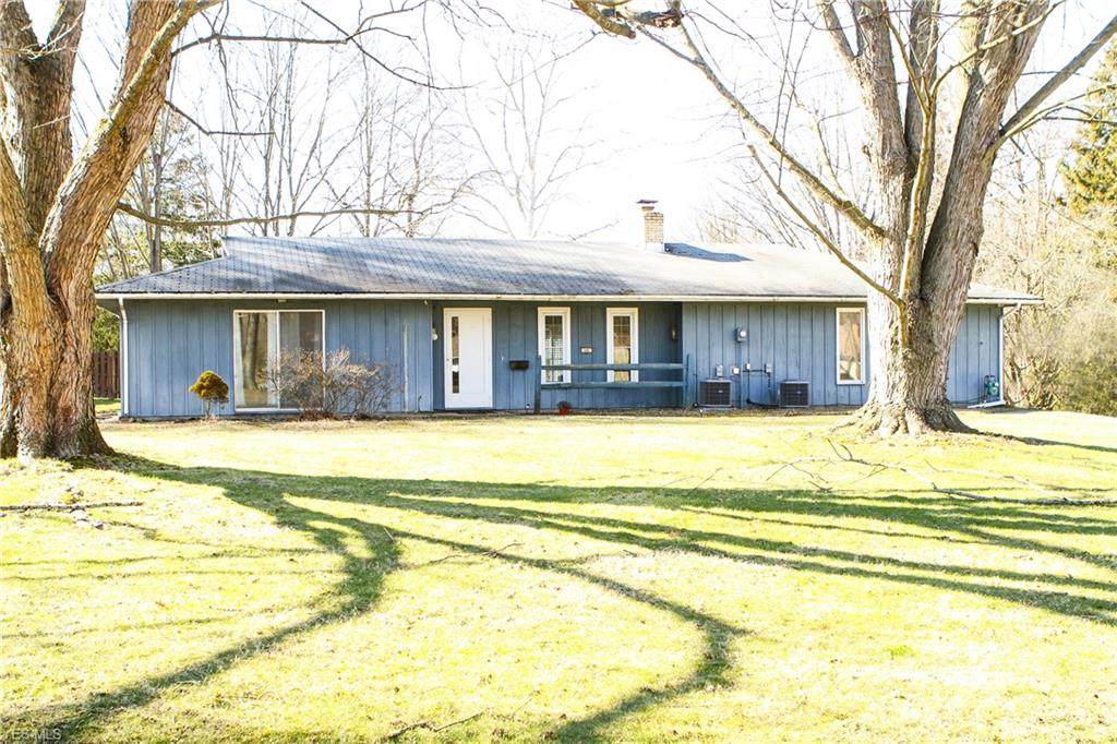 446 Merrimak Drive - Photo 1