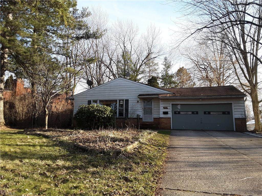 5880 Wilson Mills Road - Photo 1