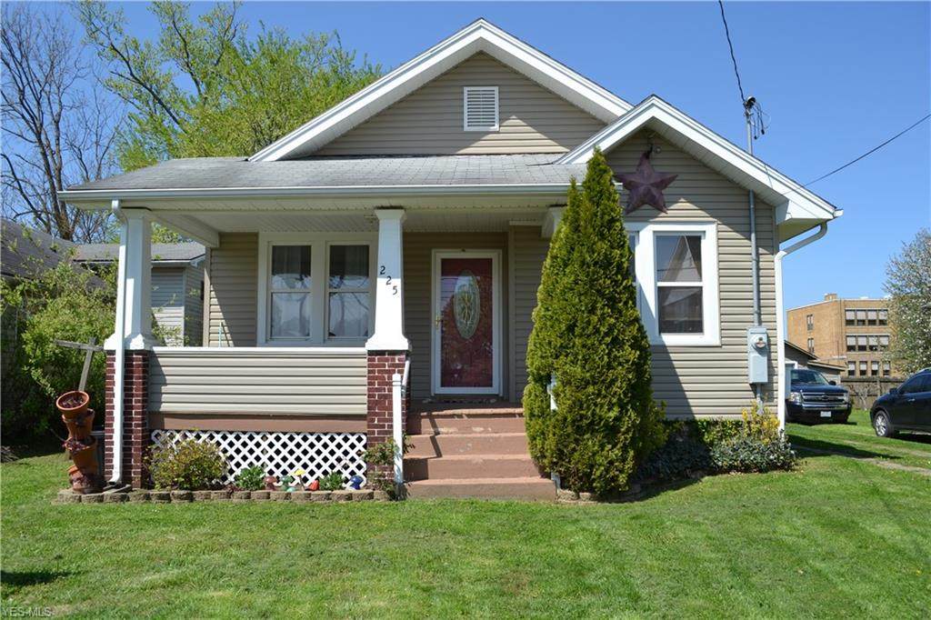 225 Maple Street - Photo 1 225 Maple Street - Photo 1