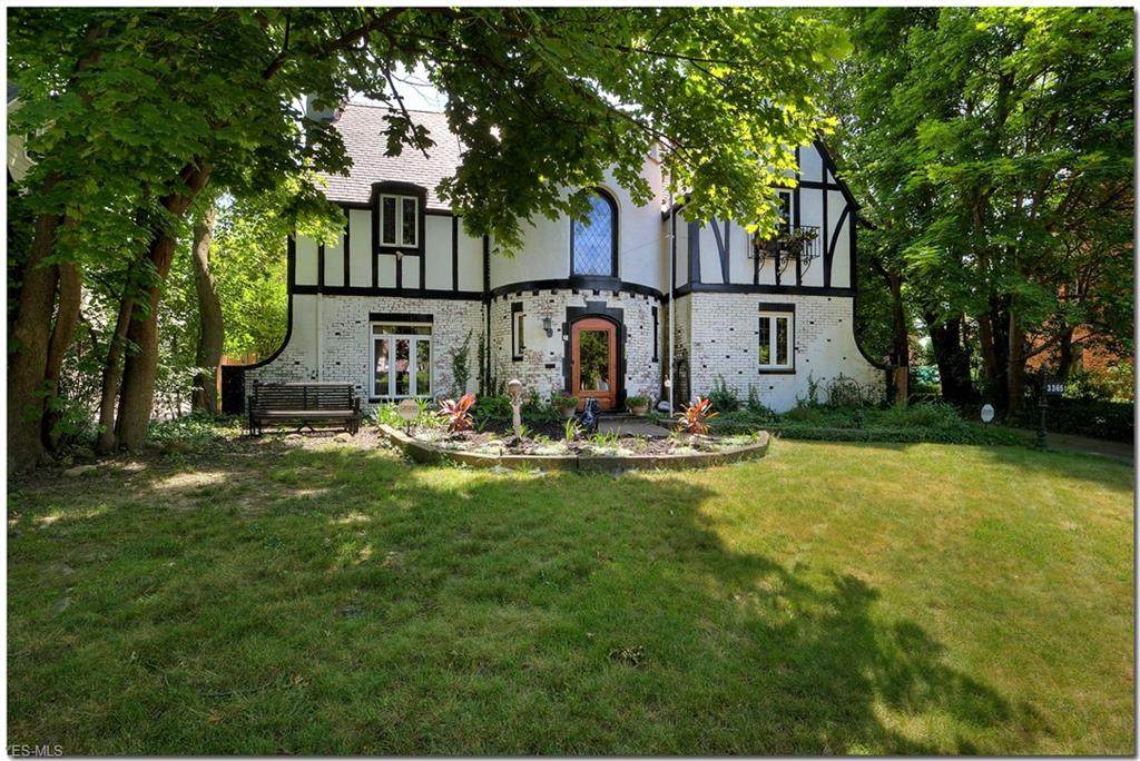 3365 Elsmere Road - Photo 1