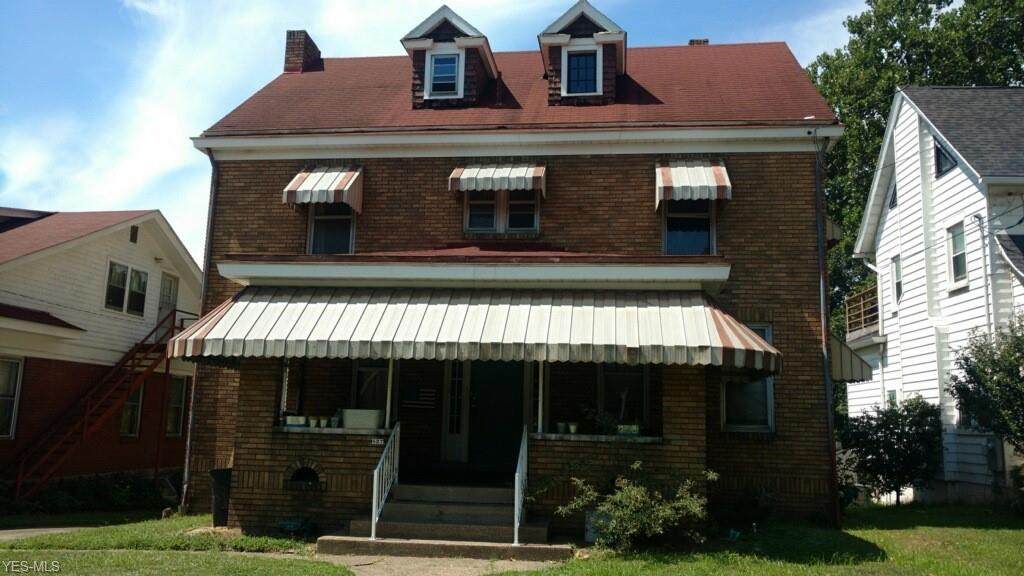 827 Quincy Street - Photo 1