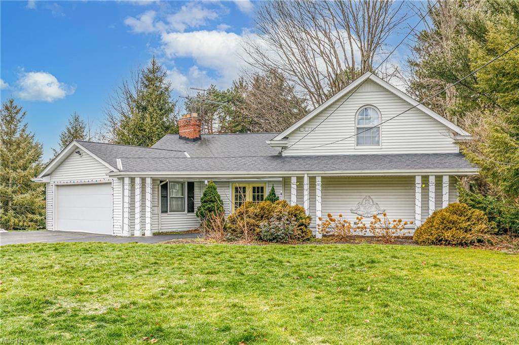 36271 Maplegrove Road - Photo 1