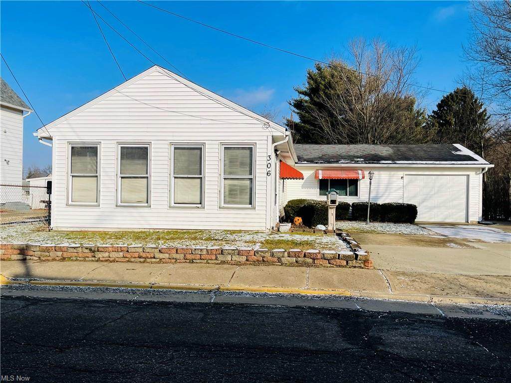 306 Canal Street - Photo 1