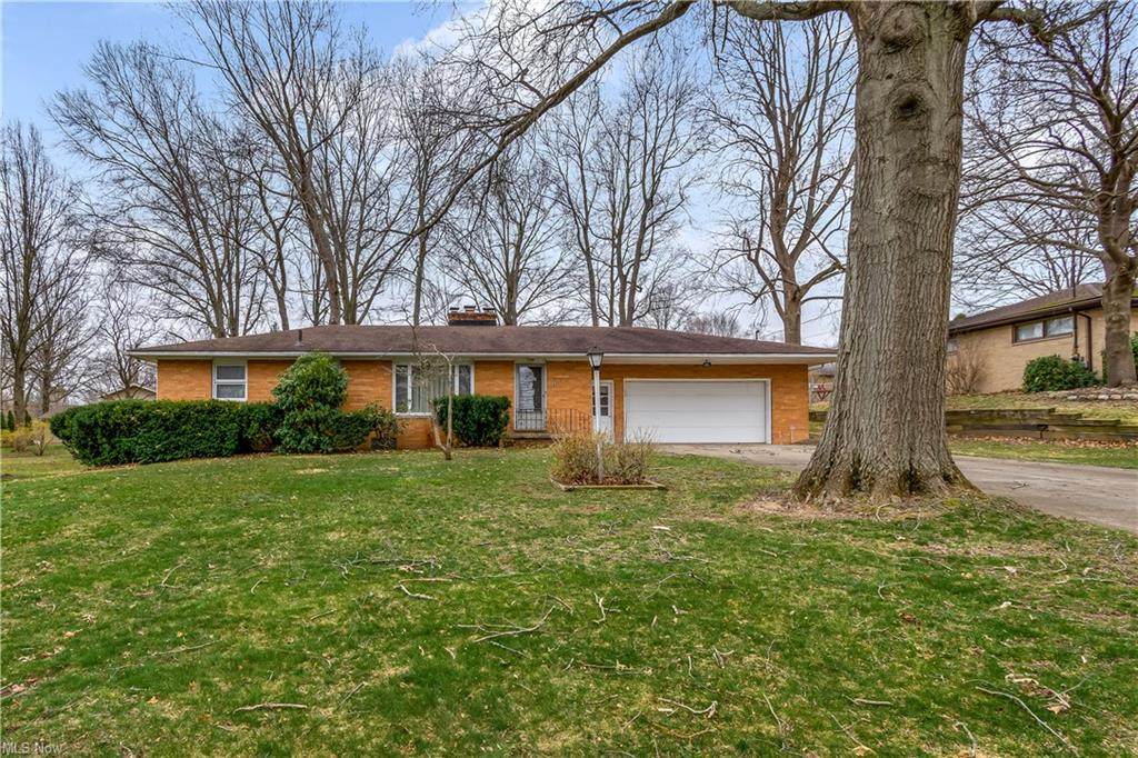 214 Timothy Drive - Photo 1