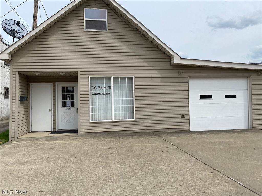 304 East Street - Photo 1