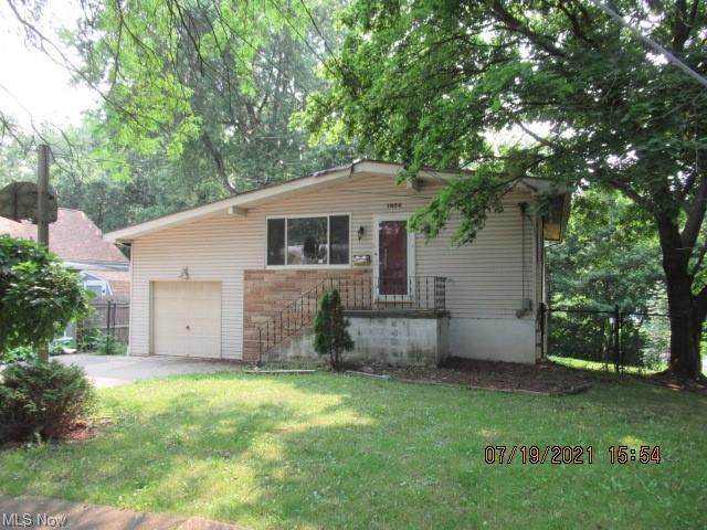 1654 Herkender Avenue - Photo 1