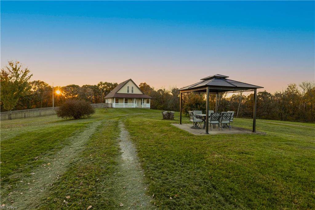 59355 Claysville Road - Photo 1
