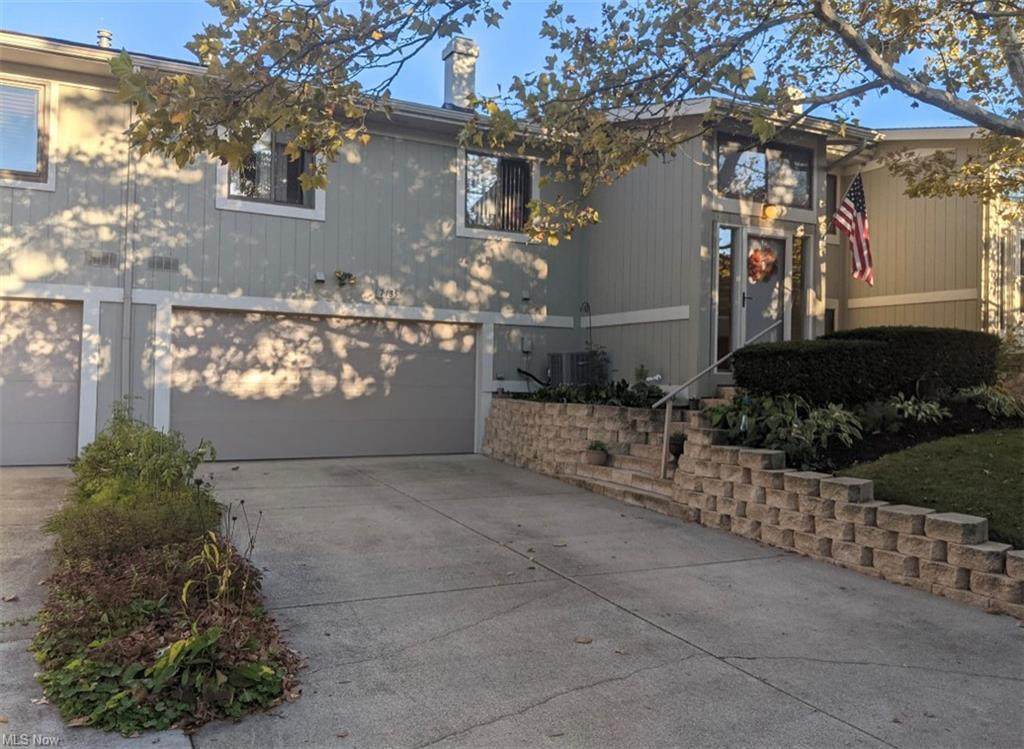 7135 Holmes - Photo 1