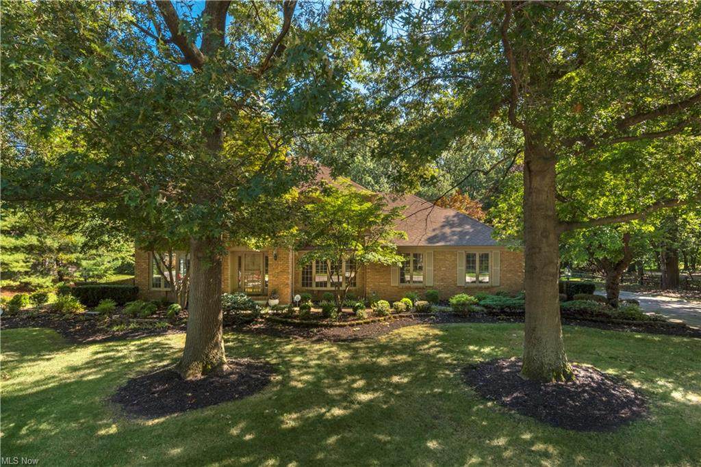 123 Westwind Drive - Photo 1