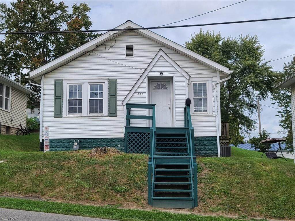 831 Clay Street - Photo 1