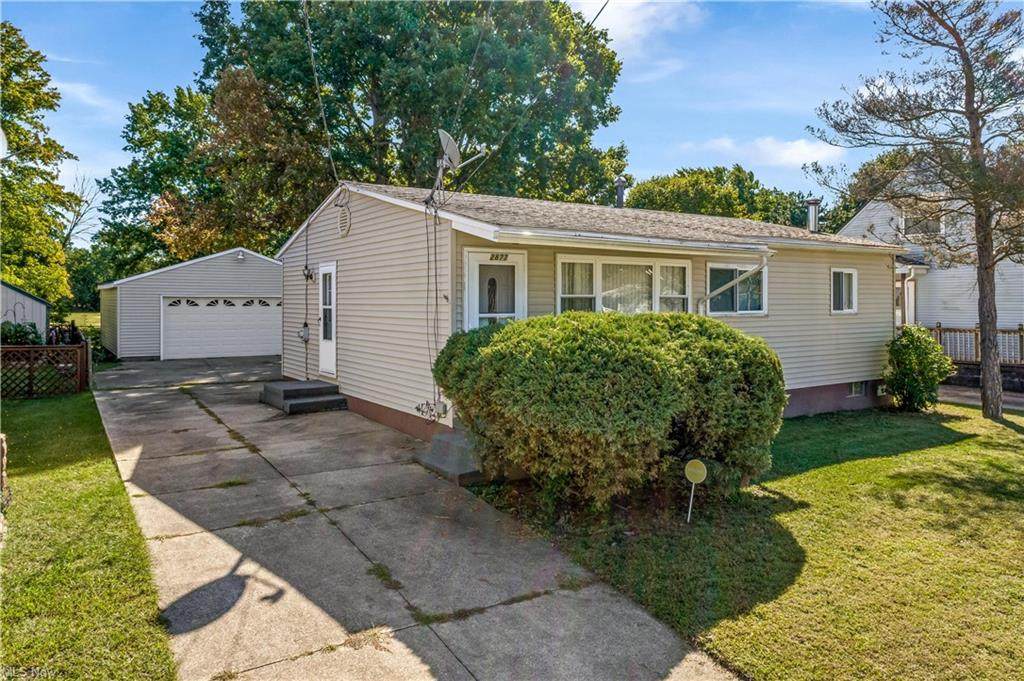 2877 Unclmorse Avenue - Photo 1