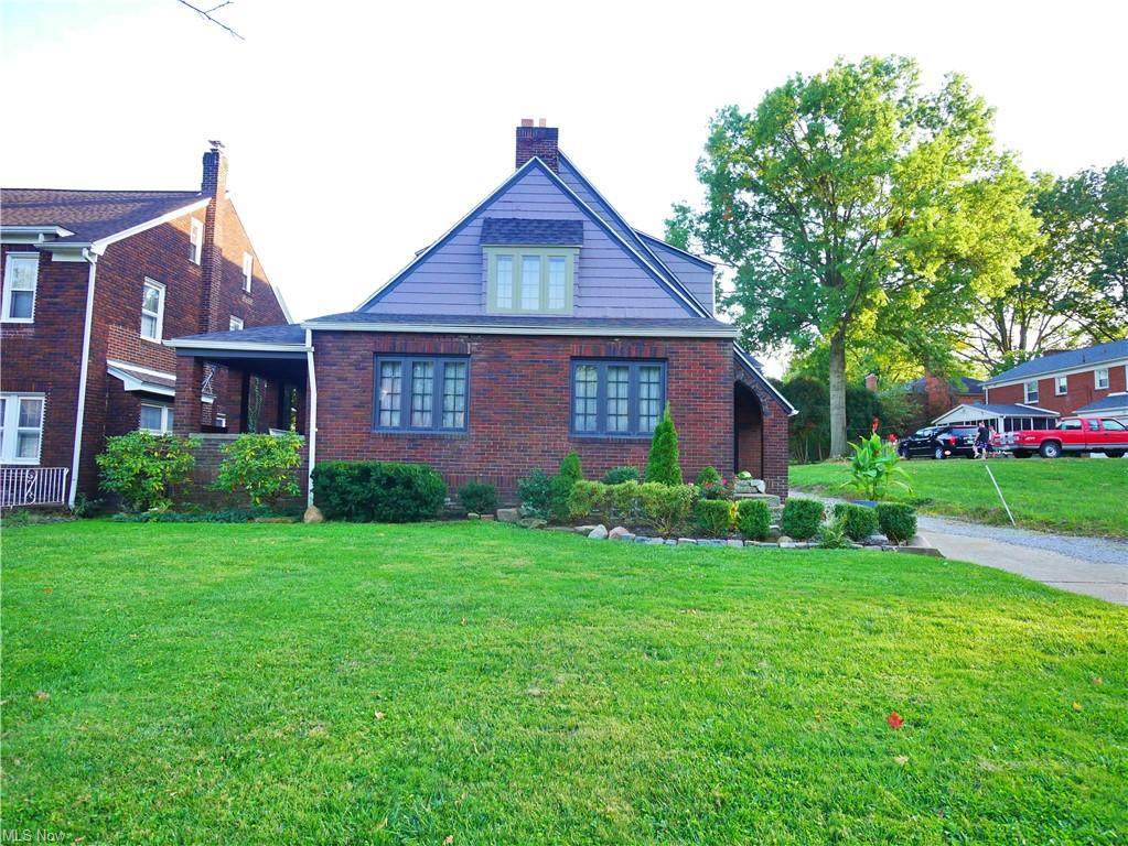 273 Outlook Avenue - Photo 1