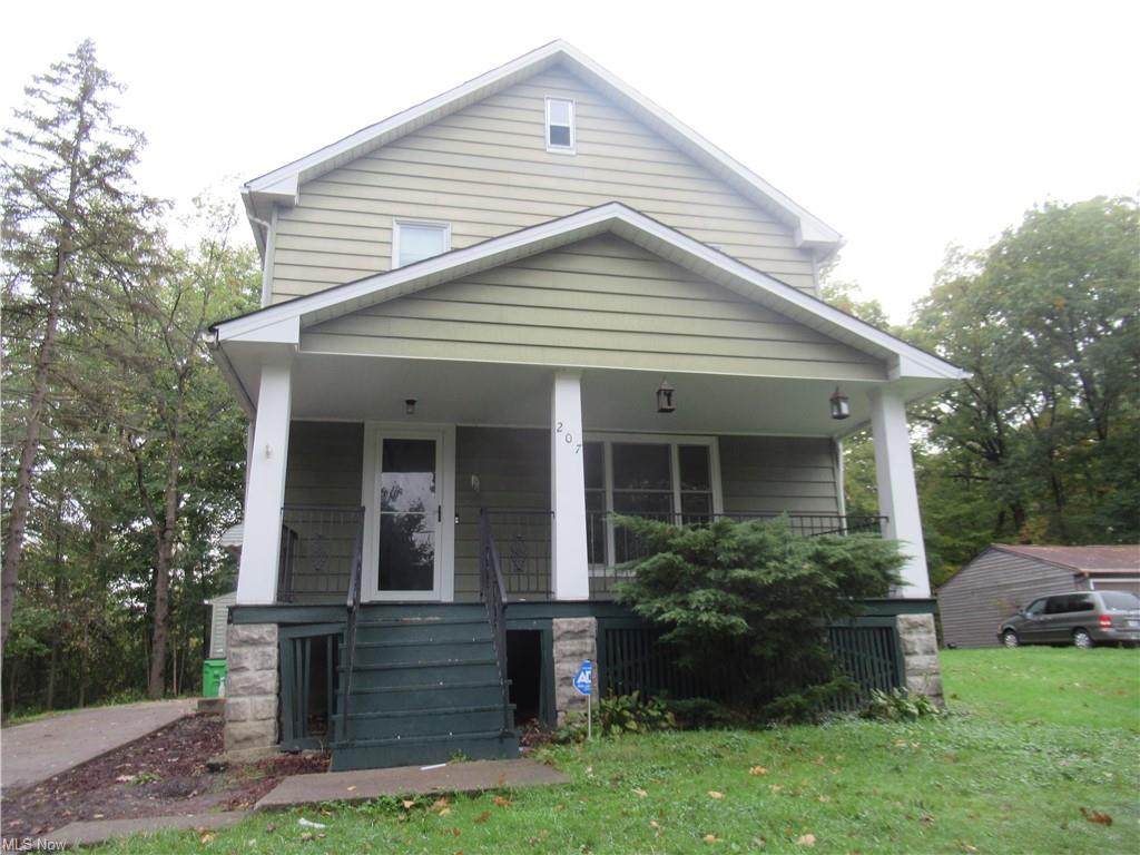 207 Forest Drive - Photo 1